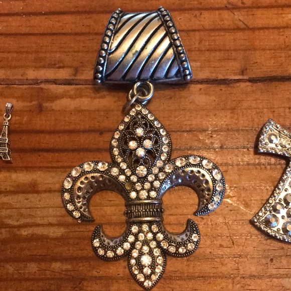 Pendents for necklaces - Picture 3 of 4